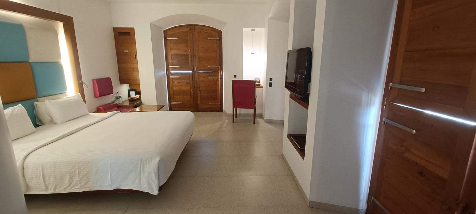 The Promenade Hotel Pondicherry Exterior photo